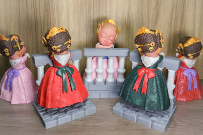 Valenciana Vestida de 3 moños Personalizada