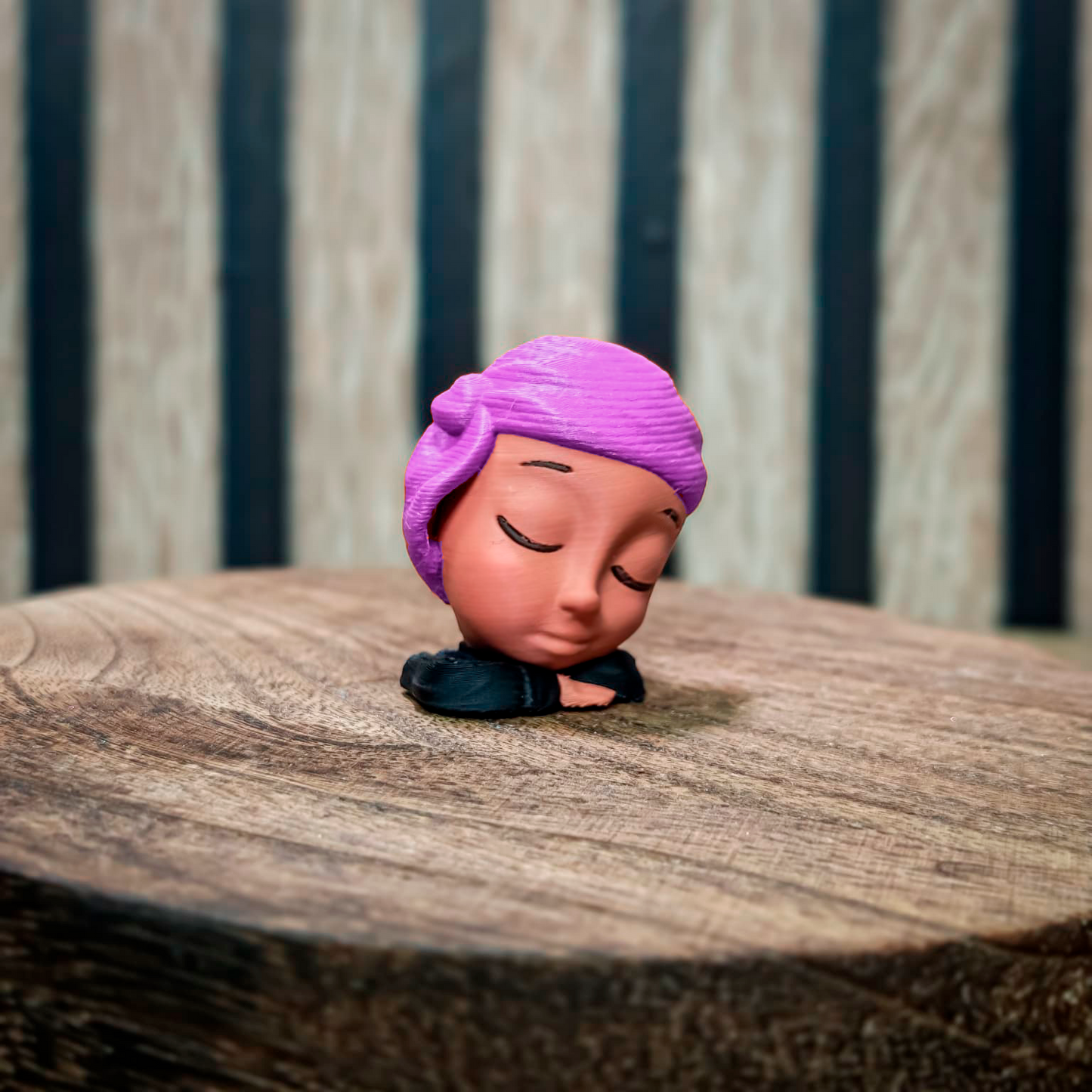 Sujetapañuelos de Angelet Valenciano a color